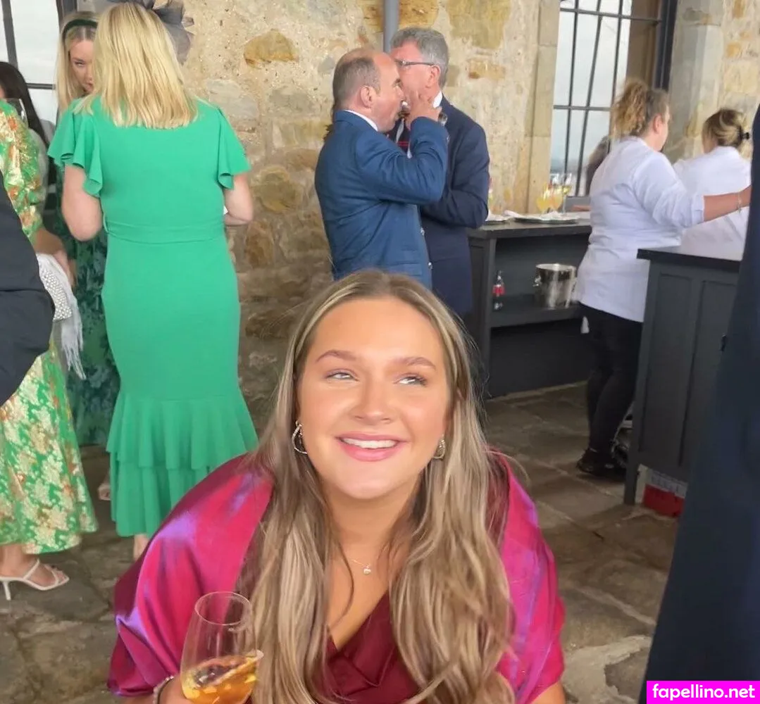 bella.dorr Nude Leaked OnlyFans Photo #9ByWPLry8o