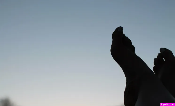 Bella Feet Sweet OnlyFans Thumbnail #TS97OIboCH