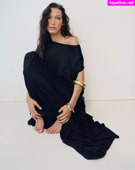 Bella Hadid OnlyFans Thumbnail #YkyqtToJvQ