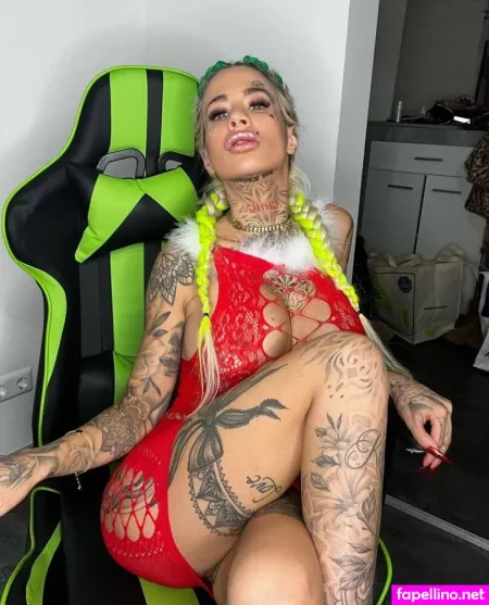 Bella Ink OnlyFans Thumbnail #MdUTEYweC3