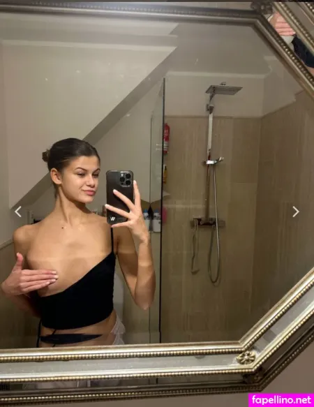 Bella Jone OnlyFans Thumbnail #wFKI8mReKu