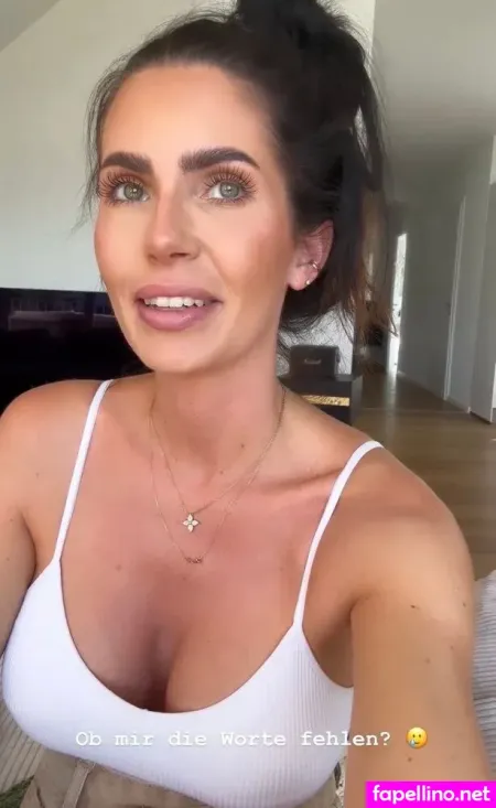 Bella Kraus OnlyFans Thumbnail #bXlF6rUZoI