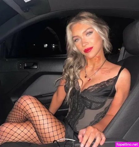 Bella Lakey OnlyFans Thumbnail #mYstbwSBzX