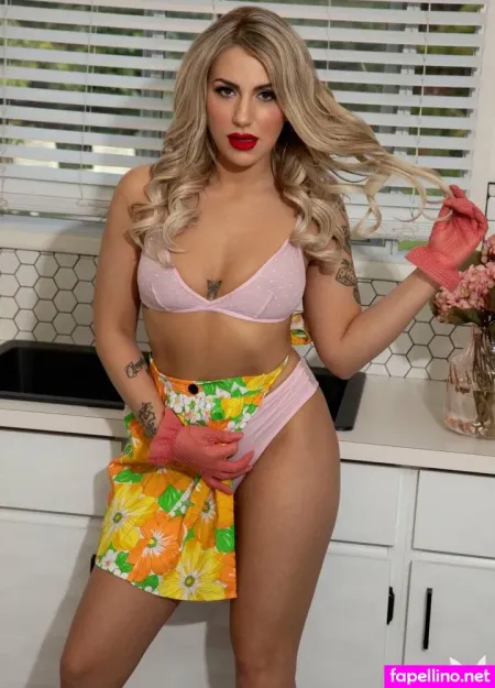 Bella Laya OnlyFans Thumbnail #nBViFOTe2E