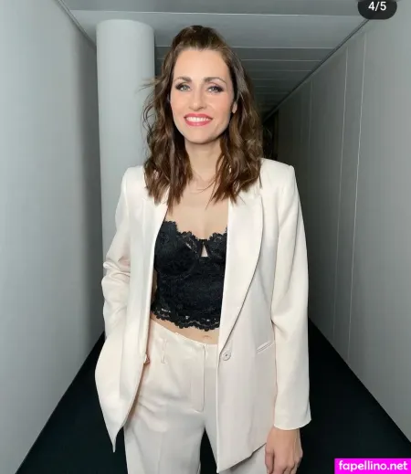 Bella Lesnik OnlyFans Thumbnail #BhD1wTCTMe