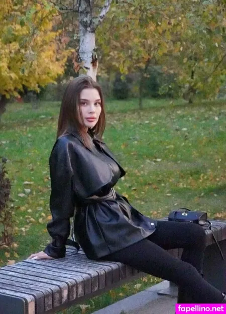 Bella Lla 1 OnlyFans Thumbnail #40fXSpATek