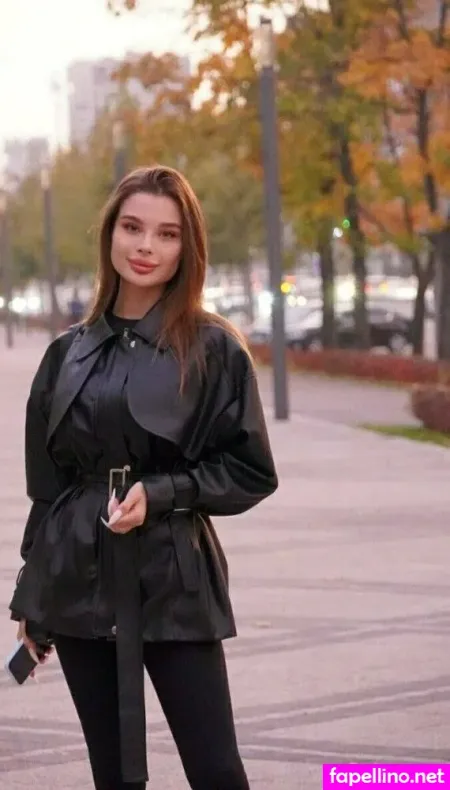 Bella Lla 1 OnlyFans Thumbnail #XA5q2APIGM