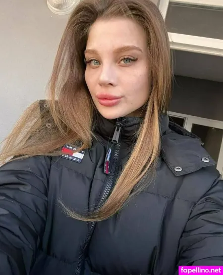 Bella Lla 1 OnlyFans Thumbnail #eLX2M7Opbm