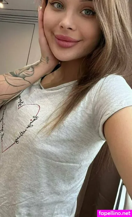 Bella Lla 1 OnlyFans Thumbnail #hNDbwtHW9x