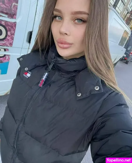 Bella Lla 1 OnlyFans Thumbnail #qm8WM6FfDh