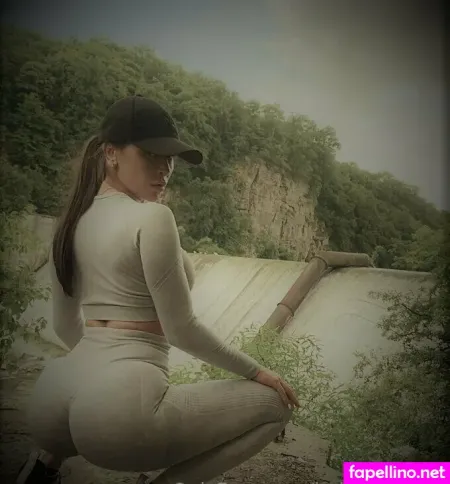 Bella Love Fit OnlyFans Thumbnail #9TVWGy6gxm