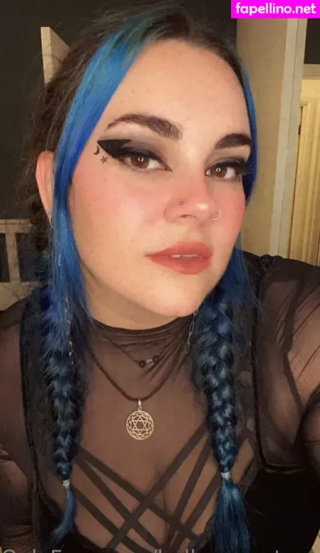 Bella Monstera OnlyFans Thumbnail #NIH3b6uoer