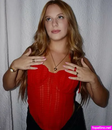 Bella Moore OnlyFans Thumbnail #HKhIyVLlkp