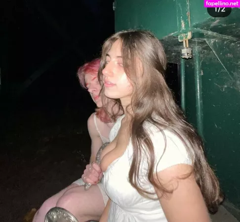 Bella Ossi OnlyFans Thumbnail #RG0J4r2D19