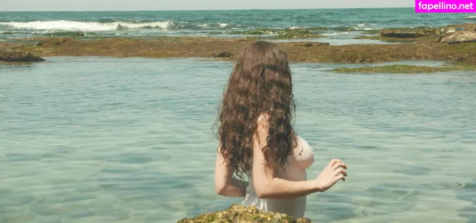 Bella Ossi OnlyFans Thumbnail #p1eGNcHLup