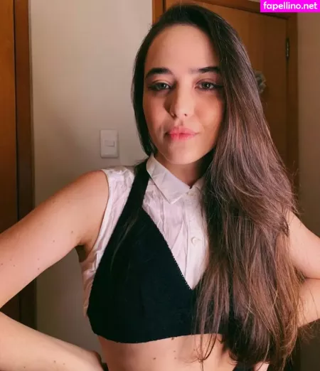 Bella Piero OnlyFans Thumbnail #FlADUr0Arg