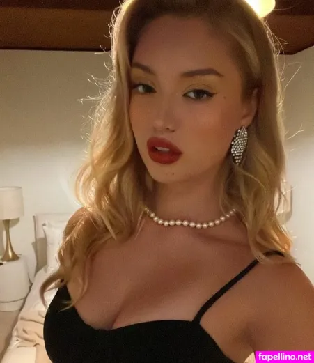 Bella Podaras OnlyFans Thumbnail #K8eF4ujy7p