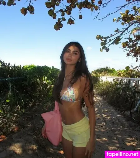 Bella Ramirez OnlyFans Thumbnail #DBEdowymNu