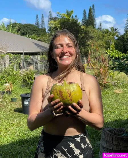 Bella Rayne OnlyFans Thumbnail #kR1LXR2ff5