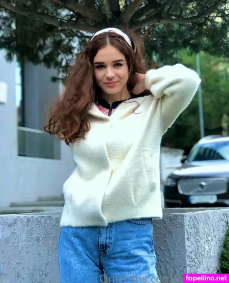 Bella Rich OnlyFans Thumbnail #FNYSNu5n5e