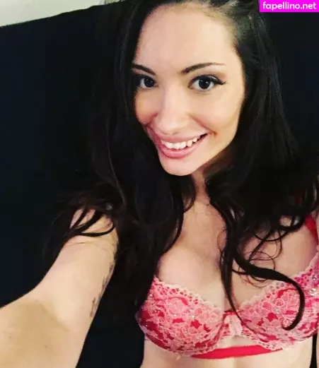 Bella S Toy Chest OnlyFans Thumbnail #CS9wcqoQZm