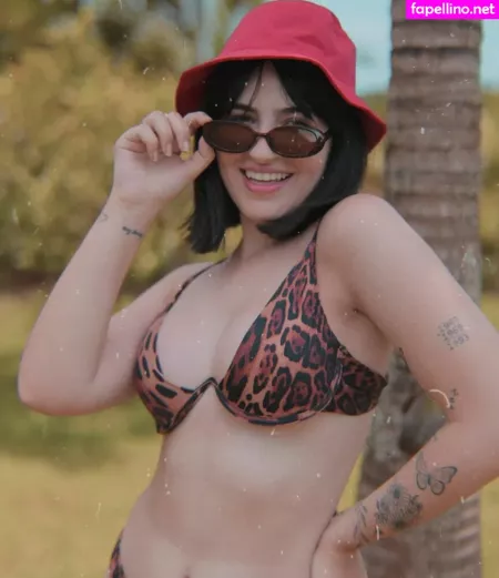 Bella Sant OnlyFans Thumbnail #qFQCpYtbgh