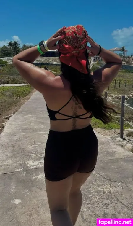 Bella Santry OnlyFans Thumbnail #g3OxbFn2dS