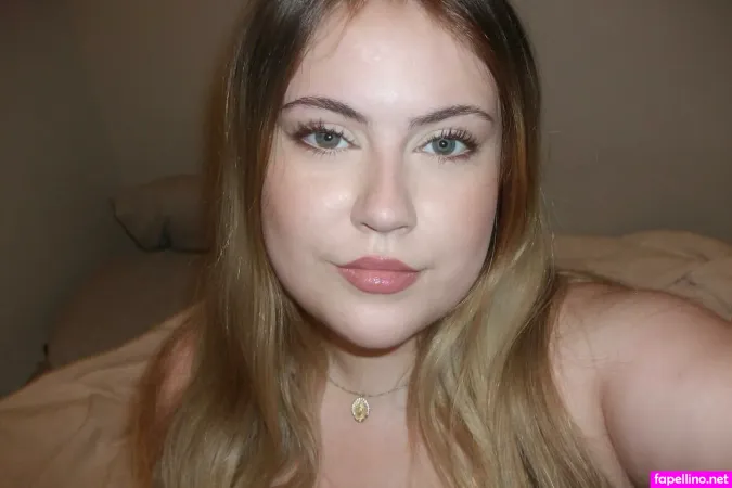 Bella Stephens OnlyFans Thumbnail #23jIoqD5EC