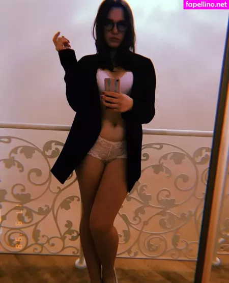 Bella Sun OnlyFans Thumbnail #athPsyF8PO