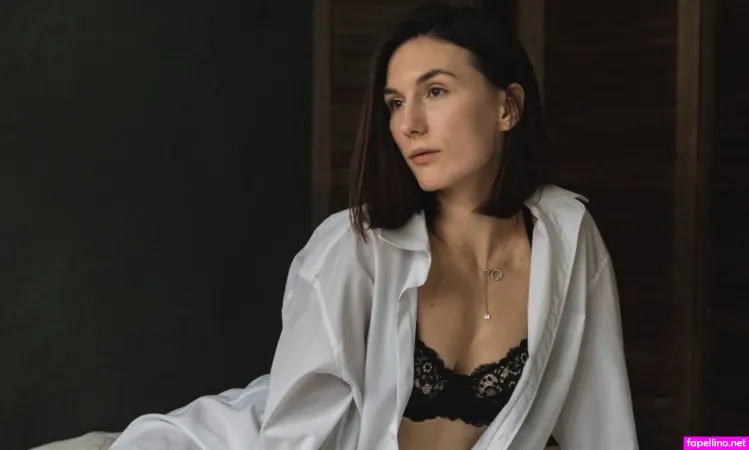 Bella Swon Main Profile Photo