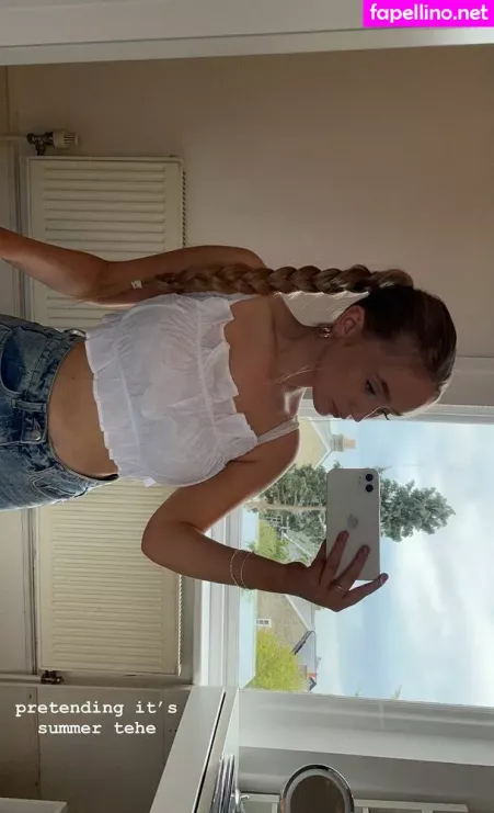 Bella Turner OnlyFans Thumbnail #XaauPtc4iZ