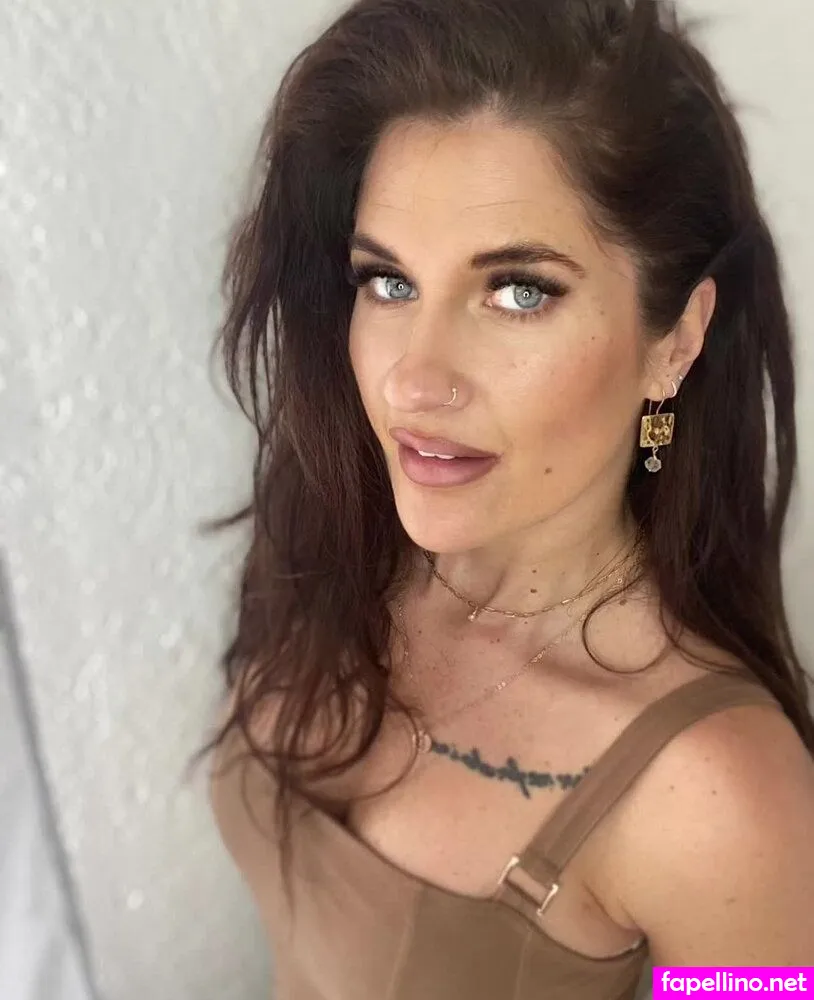 i.n.k.e.d_b.e.l.l.a, inked_bella88 Nude Leaked OnlyFans Photo #AQumdOCMkc