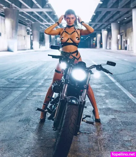 Bella White 1 OnlyFans Thumbnail #LcBdvhnc8H