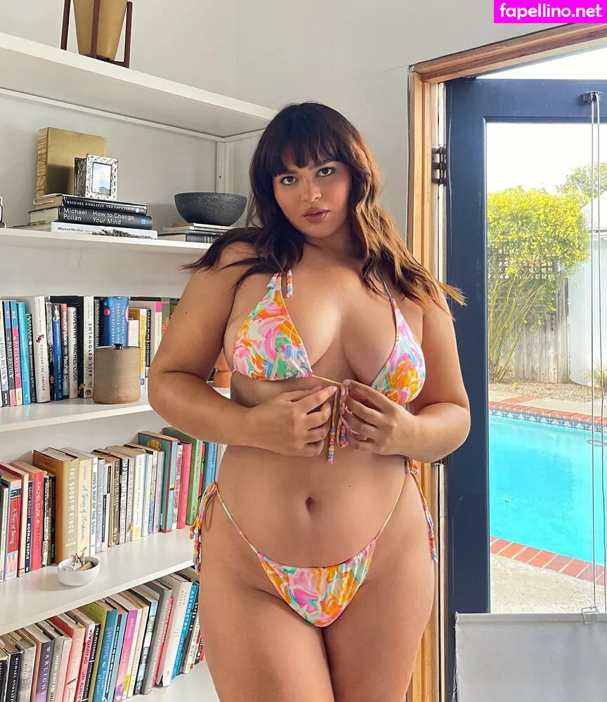 Tall Thicc Latina Model, bellaagolden Nude Leaked OnlyFans Photo #7ujDeYduoc