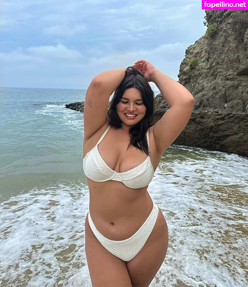 Tall Thicc Latina Model, bellaagolden Nude Leaked OnlyFans Photo #PDlRWKNj29