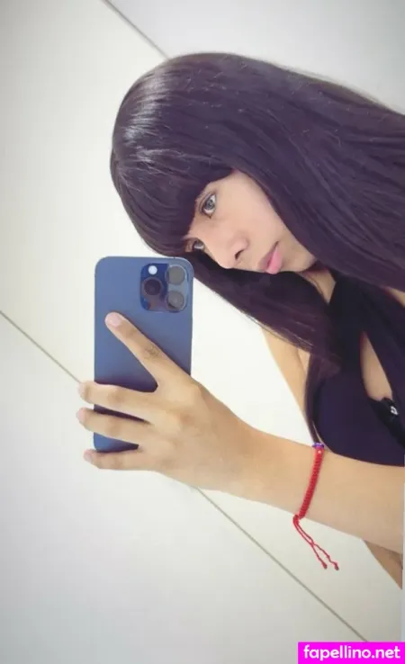 Bellaahadid OnlyFans Thumbnail #BxzL5ZjziN