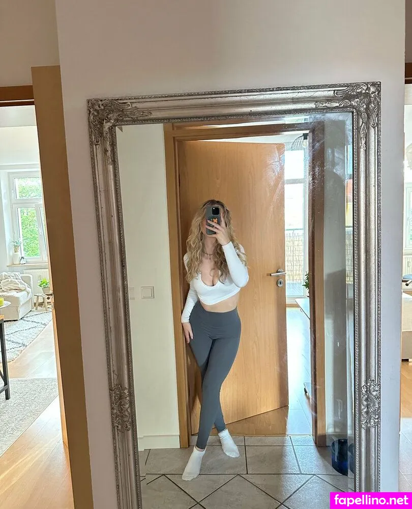 bellaaraee, bellaaraee_ Nude Leaked OnlyFans Photo #rpTcuMygly