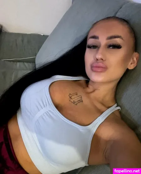 Bellaauroraaaa OnlyFans Thumbnail #4l3TlK3Yia