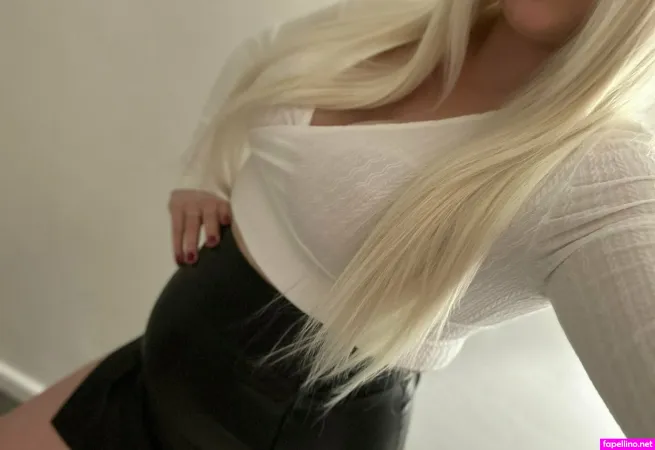 Bellabambiina OnlyFans Thumbnail #pTgy1GJzxD