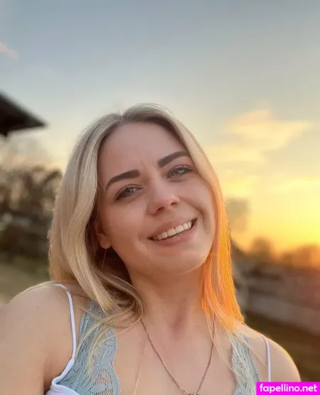 Bellablondofficial OnlyFans Thumbnail #flwDDQcvo7