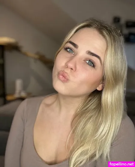 Bellablondofficial OnlyFans Thumbnail #oTA0sJwv8k