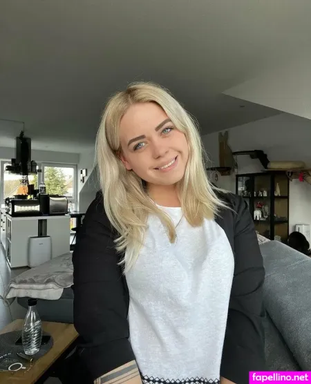 Bellablondofficial OnlyFans Thumbnail #t7uP8BHbRO