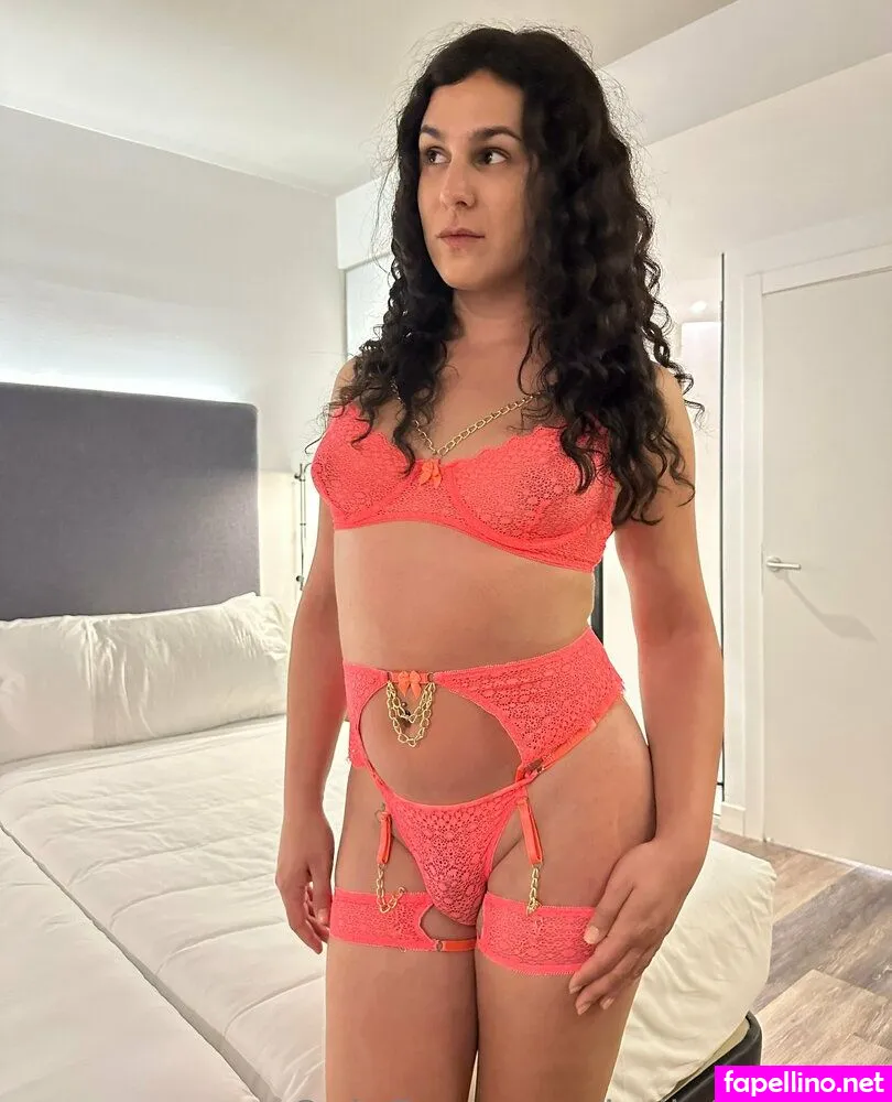 bella_fioreee, bellafierafree Nude Leaked OnlyFans Photo #hEGwvEcg44