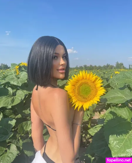 Bellahotx OnlyFans Thumbnail #Oq0ihgaHRB