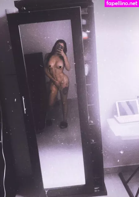 Bellakath OnlyFans Thumbnail #0ikg4mpglc