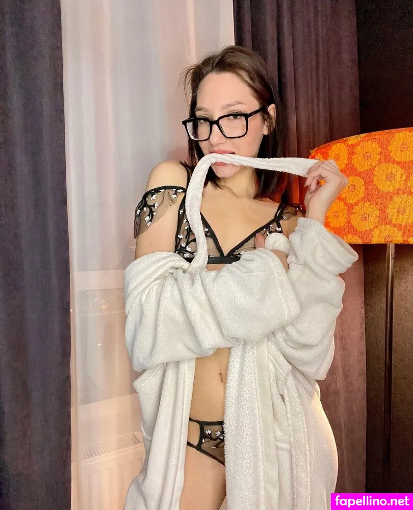 bellamonn, bellamoon_official Nude Leaked OnlyFans Photo #MfXJwZc2V5