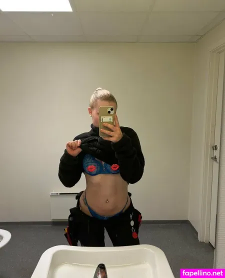 Bellanorthfree OnlyFans Thumbnail #kXL2FwitgZ