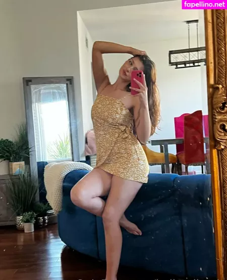 Bellarollandx OnlyFans Thumbnail #YcziW6h1e0