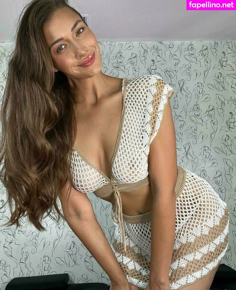 bellarollandx, bitchbellarolland Nude Leaked OnlyFans Photo #ugULfAj5np