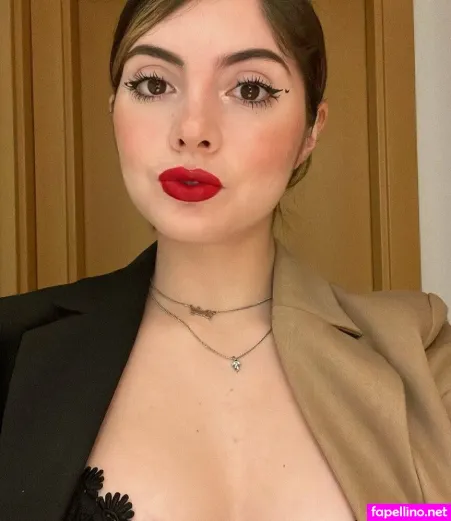 Bellaroxe OnlyFans Thumbnail #4cIu3F7ILh